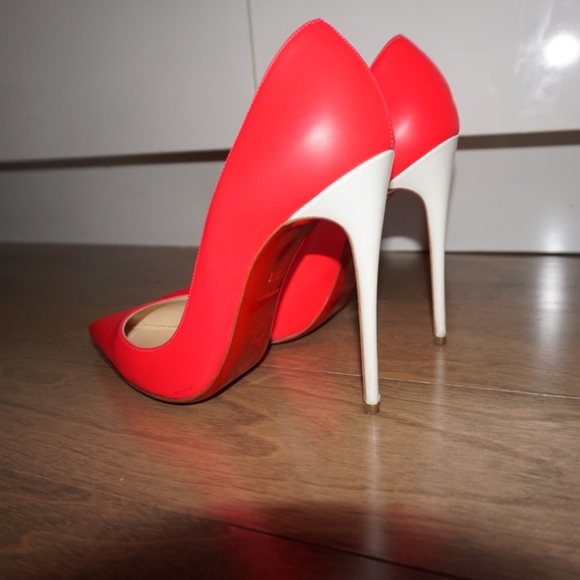 Christian Louboutin So Kate Fits 6 - Picture 4 of 5